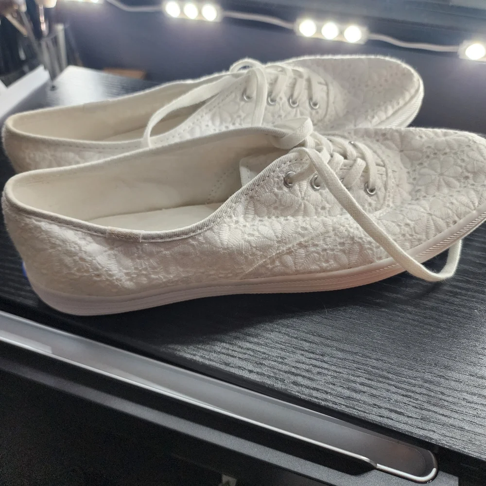 NWOT Keds Champion Festival Eyelet Lace Up Sneakers - Size 9.5 - Picture 7 of 10